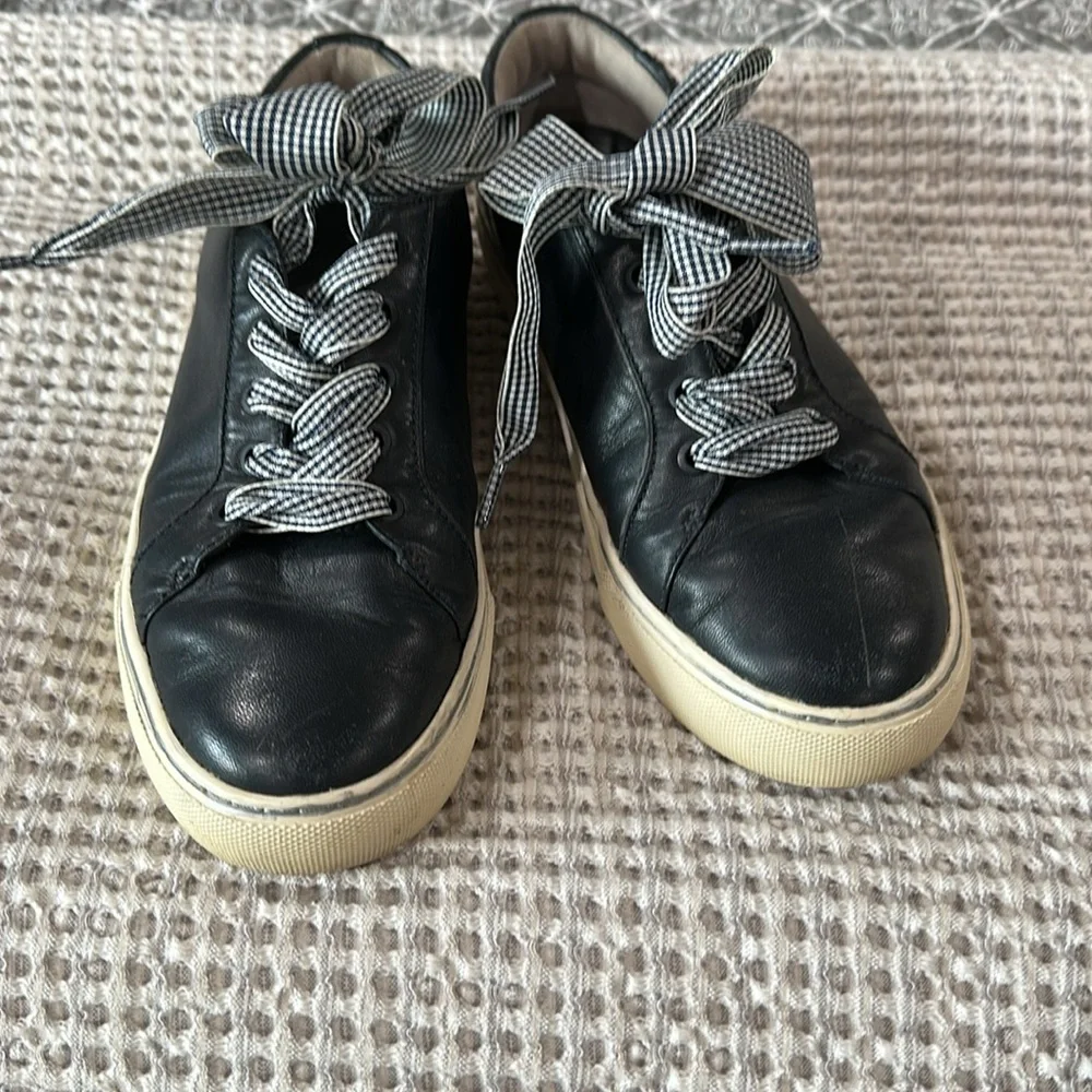 Tory Burch Navy Leather sneakers with Checkered ribbon laces Laces 6.5 M